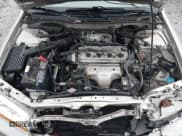 ✅ 1998 Honda Accord LX • VIN: 1HGCG5645WA033628 • Лот: 43864348. Опубликован ранее на IAAI с пробегом 226 932 миль. Бесплатный доступ к архиву аукционных продаж из США и подробный отчёт об истории автомобиля на DreamBid. Изображение 10.