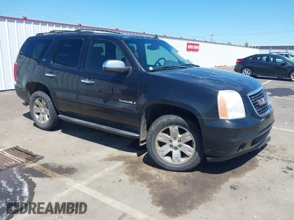 ✅ 2007 GMC Yukon SLE • VIN: 1GKFK13087J350054 • Lot: 42664526. Wystawiony na IAAI z przebiegiem 297 979 mil. Bezpłatny archiwum sprzedaży aukcyjnych z USA i szczegółowy raport historii pojazdu na DreamBid. Zdjęcie 1.