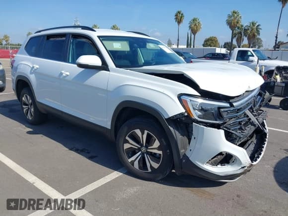 ✅ 2024 Volkswagen Atlas SE • VIN: 1V2DR2CA3RC563156 • Lot: 43519901. Listed on IAAI with 22,579 mi. Free auction sales archive from the USA and detailed vehicle history report at DreamBid. Image 1.