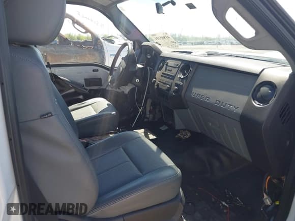 ✅ 2015 Ford F-250 • VIN: 1FDBF2BT9FEC28029 • Lot: 41805301. Listed on IAAI with 249,312 mi. Free auction sales archive from the USA and detailed vehicle history report at DreamBid. Image 5.