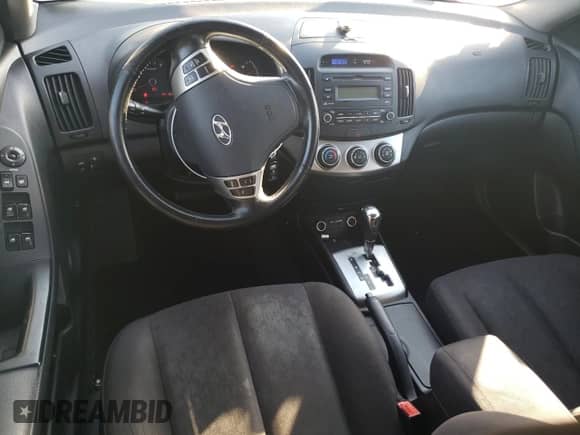 2010 Hyundai Elantra GLS z VIN KMHDU4AD1AU846142, wystawiony jako Copart lot #75817684 z przebiegiem 128 497 mil mil oraz Szkoda całkowita • Salvage title. Historia ofert i sprzedaży dostępna na DreamBid. Obrazek 8.