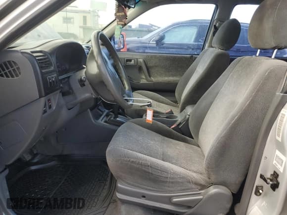 ✅ 2000 Isuzu Rodeo • VIN: 4S2DM58WXY4336906 • Lot: 69639245. Wystawiony na Copart z przebiegiem 176 214 mil. Bezpłatny archiwum sprzedaży aukcyjnych z USA i szczegółowy raport historii pojazdu na DreamBid. Zdjęcie 7.