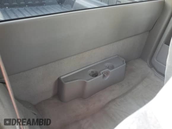 2000 Chevrolet S-10 LS с VIN 1GCCS1951Y8283176, выставлен на аукционе Copart как лот 79013834 с пробегом 204 131 миль миль и Списание • Salvage title. История ставок и продаж доступна на DreamBid. Изображение 11.