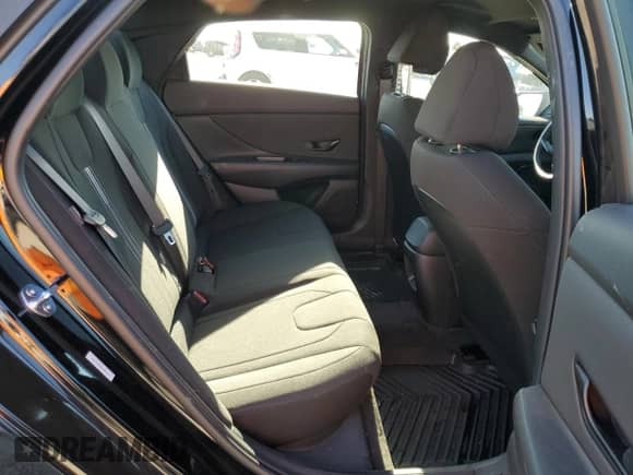 2025 Hyundai Elantra SEL Sport with VIN KMHLM4DG5SU986424, listed as a Copart auction lot 68511015 with 6,960 mi miles and Salvage title. Bid and sale history available at DreamBid. Image 10.