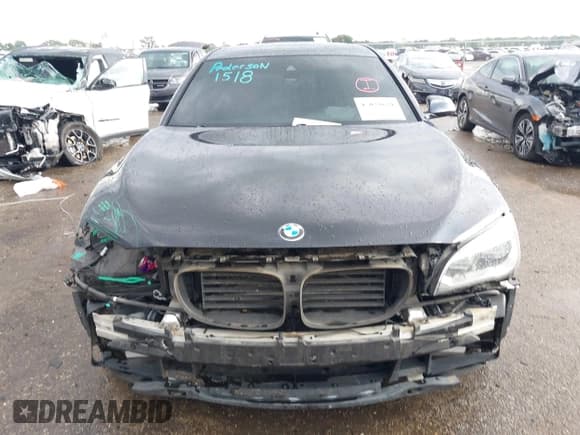 ✅ 2014 BMW 7 Series ALPINA B7 • VIN: WBAYE8C5XED135784 • Lot: 43039631. Wystawiony na IAAI z przebiegiem 103 428 mil. Bezpłatny archiwum sprzedaży aukcyjnych z USA i szczegółowy raport historii pojazdu na DreamBid. Zdjęcie 6.