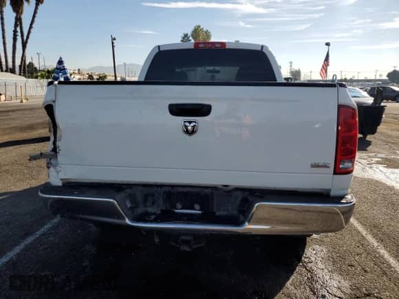 2005 Dodge 1500 SLT с VIN 1D7HA18D35J610768, выставлен на аукционе Copart как лот 75470614 с пробегом 258 539 миль миль и Списание • Salvage title. История ставок и продаж доступна на DreamBid. Изображение 6.