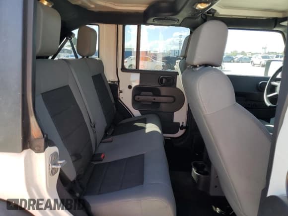 ✅ 2008 Jeep Wrangler Unlimited X • VIN: 1J4GB391X8L649217 • Лот: 89549045. Опубликован ранее на Copart с пробегом 221 923 миль. Бесплатный доступ к архиву аукционных продаж из США и подробный отчёт об истории автомобиля на DreamBid. Изображение 10.