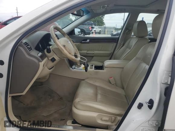 ✅ 2010 Infiniti M • VIN: JN1CY0AP2AM911705 • Lot: 68612054. Listed on Copart with Not provided. Free auction sales archive from the USA and detailed vehicle history report at DreamBid. Image 7.