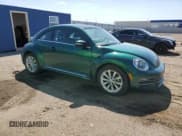 ✅ 2018 Volkswagen Beetle SE • VIN: 3VWJD7AT8JM710169 • Лот: 55758865. Опубликован ранее на Copart с пробегом 68 343 миль. Бесплатный доступ к архиву аукционных продаж из США и подробный отчёт об истории автомобиля на DreamBid. Изображение 4.