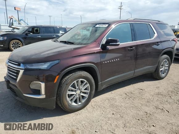 ✅ 2022 Chevrolet Traverse LT Cloth • VIN: 1GNEVGKW1NJ172032 • Lot: 71924474. Wystawiony na Copart z przebiegiem 29 272 mil. Bezpłatny archiwum sprzedaży aukcyjnych z USA i szczegółowy raport historii pojazdu na DreamBid. Zdjęcie 1.