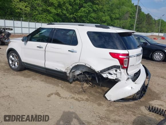 ✅ 2013 Ford Explorer Limited • VIN: 1FM5K7F80DGA10283 • Lot: 42071699. Wystawiony na IAAI z przebiegiem 205 643 mil. Bezpłatny archiwum sprzedaży aukcyjnych z USA i szczegółowy raport historii pojazdu na DreamBid. Zdjęcie 3.
