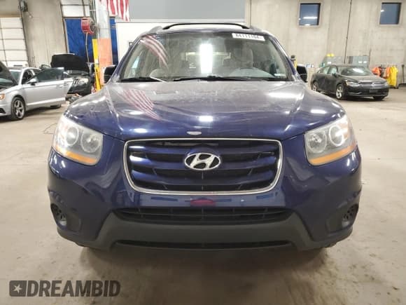 ✅ 2010 Hyundai Santa Fe GLS • VIN: 5NMSG3AB4AH382377 • Lot: 84111104. Listed on Copart with 180,643 mi. Free auction sales archive from the USA and detailed vehicle history report at DreamBid. Image 5.