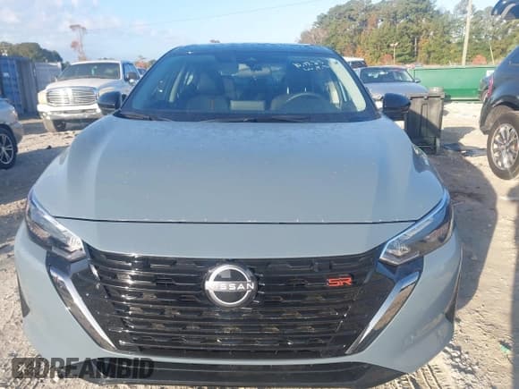 ✅ 2025 Nissan Sentra SR • VIN: 3N1AB8DV6SY368195 • Lot: 43633007. Listed on IAAI with 842 mi. Free auction sales archive from the USA and detailed vehicle history report at DreamBid. Image 12.