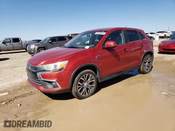 ✅ 2016 Mitsubishi Outlander ES • VIN: JA4AP3AUXGZ027533 • Лот: 48339985. Опубликован ранее на Copart с пробегом 114 451 миль. Бесплатный доступ к архиву аукционных продаж из США и подробный отчёт об истории автомобиля на DreamBid. Изображение 1.