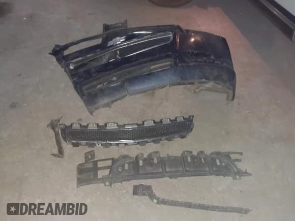 ✅ 2011 Chevrolet Malibu 1LS • VIN: 1G1ZB5E11BF202001 • Lot: 43333544. Wystawiony na IAAI z przebiegiem 159 097 mil. Bezpłatny archiwum sprzedaży aukcyjnych z USA i szczegółowy raport historii pojazdu na DreamBid. Zdjęcie 12.