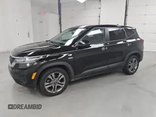 ✅ 2021 Kia Seltos LX • VIN: KNDEPCAA8M7155516 • Lot: 91085885. Listed on Copart with 62,593 mi. Free auction sales archive from the USA and detailed vehicle history report at DreamBid. Image 1.