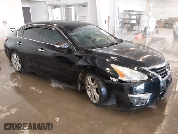 ✅ 2015 Nissan Altima SL • VIN: 1N4BL3AP7FC161424 • Lot: 42119480. Listed on IAAI with 143,648 mi. Free auction sales archive from the USA and detailed vehicle history report at DreamBid. Image 1.