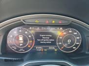 ✅ 2017 Audi Q7 Premium Plus • VIN: WA1LHAF7XHD059832 • Лот: 86525245. Опубликован ранее на Copart с пробегом 81 099 миль. Бесплатный доступ к архиву аукционных продаж из США и подробный отчёт об истории автомобиля на DreamBid. Изображение 9.