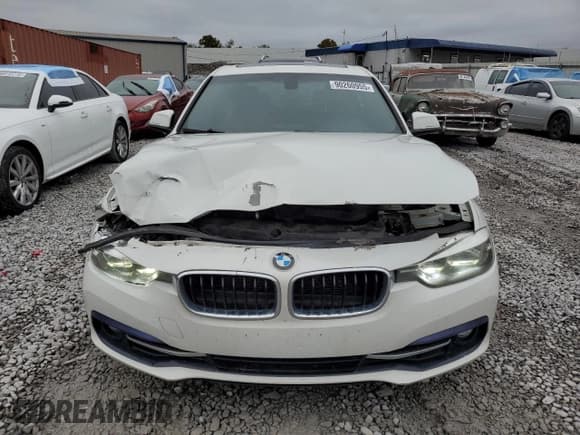 ✅ 2016 BMW 3 Series 328i • VIN: WBA8E9C54GK647044 • Lot: 90260955. Listed on Copart with 134,169 mi. Free auction sales archive from the USA and detailed vehicle history report at DreamBid. Image 5.