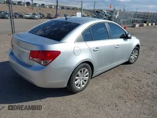 ✅ 2011 Chevrolet Cruze LS • VIN: 1G1PD5SH1B7194124 • Лот: 43351964. Опубликован ранее на IAAI с пробегом 193 314 миль. Бесплатный доступ к архиву аукционных продаж из США и подробный отчёт об истории автомобиля на DreamBid. Изображение 4.