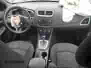 2013 Dodge Avenger SE V6 z VIN 1C3CDZAG7DN582466, wystawiony jako Copart lot #70787604 z przebiegiem 171 846 mil mil oraz Szkoda całkowita • Salvage title. Historia ofert i sprzedaży dostępna na DreamBid. Obrazek 8.