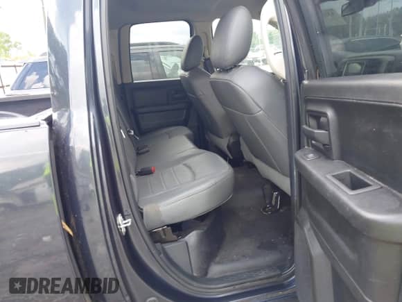 2019 Ram 1500 Tradesman с VIN 1C6RR6FG3KS722484, выставлен на аукционе IAAI как лот 43244665 с пробегом 119 409 миль миль и . История ставок и продаж доступна на DreamBid. Изображение 8.