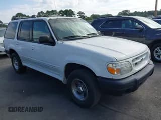 ✅ 2000 Ford Explorer XLT • VIN: 1FMDU63E6YUA99374 • Lot: 43176928. Wystawiony na IAAI z przebiegiem 308 100 mil. Bezpłatny archiwum sprzedaży aukcyjnych z USA i szczegółowy raport historii pojazdu na DreamBid. Zdjęcie 1.