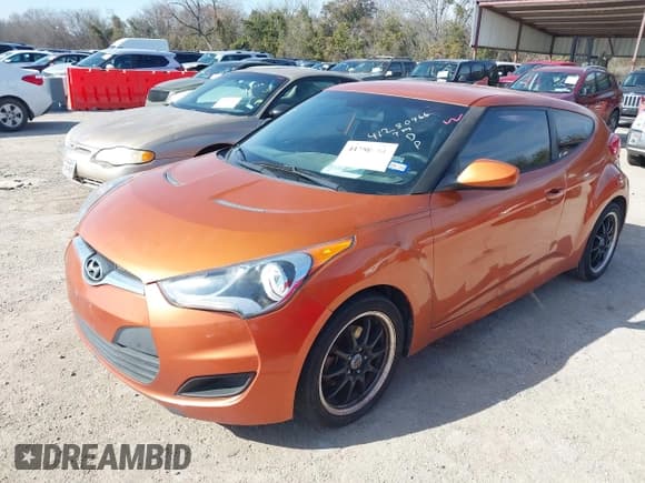 ✅ 2015 Hyundai Veloster • VIN: KMHTC6AD2FU224151 • Lot: 41280466. Wystawiony na IAAI z przebiegiem 201 271 mil. Bezpłatny archiwum sprzedaży aukcyjnych z USA i szczegółowy raport historii pojazdu na DreamBid. Zdjęcie 2.