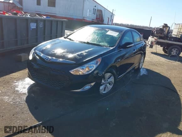 ✅ 2014 Hyundai Sonata Limited • VIN: KMHEC4A46EA110201 • Lot: 41427483. Wystawiony na IAAI z przebiegiem 81 957 mil. Bezpłatny archiwum sprzedaży aukcyjnych z USA i szczegółowy raport historii pojazdu na DreamBid. Zdjęcie 17.