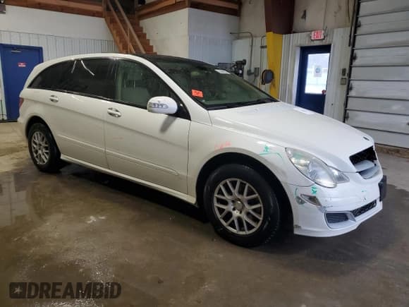 ✅ 2006 Mercedes-Benz R 3.5L • VIN: 4JGCB65E26A033806 • Lot: 50404585. Listed on Copart with 101,063 mi. Free auction sales archive from the USA and detailed vehicle history report at DreamBid. Image 4.