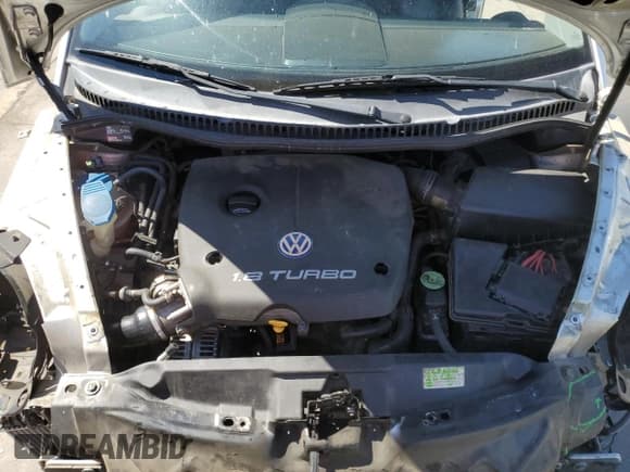 ✅ 2000 Volkswagen Beetle GLS • VIN: 3VWCD21C1YM499435 • Lot: 66917245. Listed on Copart with 74,429 mi. Free auction sales archive from the USA and detailed vehicle history report at DreamBid. Image 11.