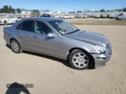 ✅ 2005 Mercedes-Benz C 320 • VIN: WDBRF64J15F602520 • Lot: 48212235. Wystawiony na Copart z przebiegiem 136 330 mil. Bezpłatny archiwum sprzedaży aukcyjnych z USA i szczegółowy raport historii pojazdu na DreamBid. Zdjęcie 4.