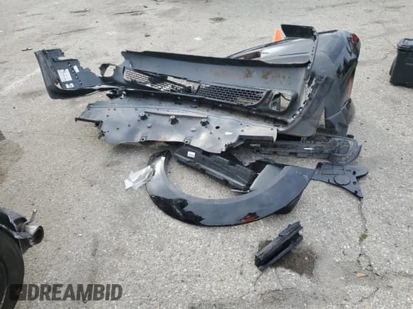 ✅ 2020 Dodge Challenger R/T Scat Pack Widebody • VIN: 2C3CDZFJ5LH116191 • Lot: 77871694. Wystawiony na Copart z przebiegiem Nie podano. Bezpłatny archiwum sprzedaży aukcyjnych z USA i szczegółowy raport historii pojazdu na DreamBid. Zdjęcie 12.