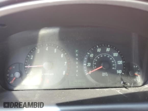 ✅ 2005 Hyundai Elantra GLS • VIN: KMHDN46D65U100250 • Lot: 61225025. Wystawiony na Copart z przebiegiem 160 506 mil. Bezpłatny archiwum sprzedaży aukcyjnych z USA i szczegółowy raport historii pojazdu na DreamBid. Zdjęcie 9.