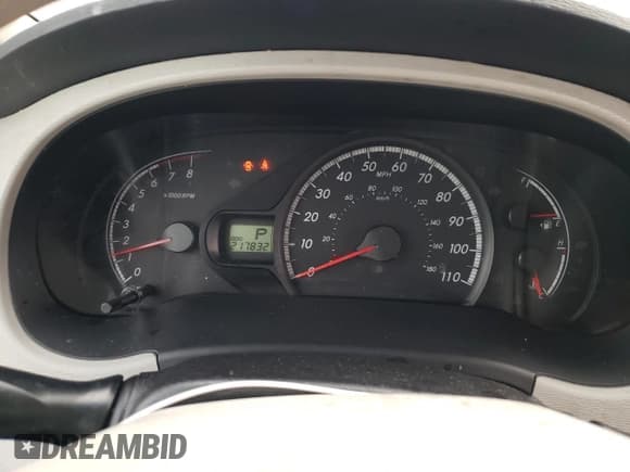 ✅ 2013 Toyota Sienna LE • VIN: 5TDKK3DC5DS305666 • Lot: 92178535. Wystawiony na Copart z przebiegiem 217 832 mil. Bezpłatny archiwum sprzedaży aukcyjnych z USA i szczegółowy raport historii pojazdu na DreamBid. Zdjęcie 9.