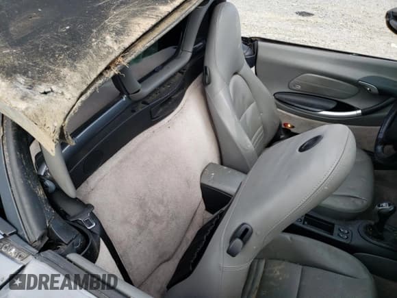 ✅ 2002 Porsche Boxster S • VIN: WP0CB29842U661425 • Lot: 71039724. Wystawiony na Copart z przebiegiem 85 879 mil. Bezpłatny archiwum sprzedaży aukcyjnych z USA i szczegółowy raport historii pojazdu na DreamBid. Zdjęcie 10.