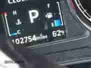 2019 Mitsubishi Outlander ES z VIN JA4AP3AUXKU015629, wystawiony jako IAAI lot #41805253 z przebiegiem 102 754 mil mil oraz . Historia ofert i sprzedaży dostępna na DreamBid. Obrazek 16.