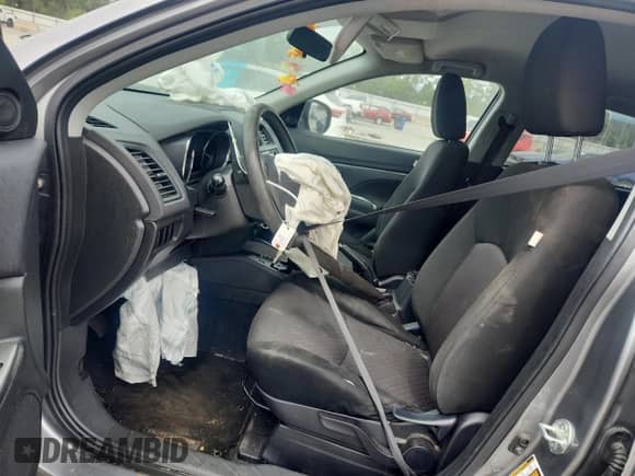 2018 Mitsubishi Outlander ES with VIN JA4AP3AU8JU011321, listed as a Copart auction lot 71012085 with 132,321 mi miles and Salvage title. Bid and sale history available at DreamBid. Image 7.