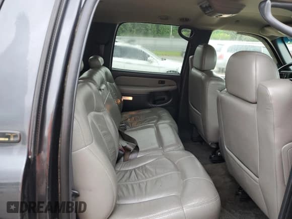 ✅ 2002 Chevrolet Suburban LT • VIN: 1GNFK16Z42J301570 • Лот: 54318505. Опубликован ранее на Copart с пробегом 208 223 миль. Бесплатный доступ к архиву аукционных продаж из США и подробный отчёт об истории автомобиля на DreamBid. Изображение 11.