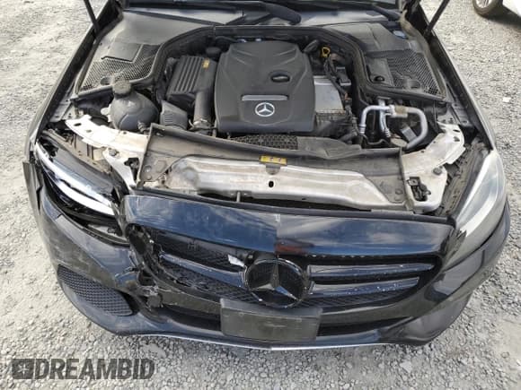 ✅ 2017 Mercedes-Benz C 300 • VIN: 55SWF4JB6HU190608 • Lot: 87290435. Wystawiony na Copart z przebiegiem 157 848 mil. Bezpłatny archiwum sprzedaży aukcyjnych z USA i szczegółowy raport historii pojazdu na DreamBid. Zdjęcie 11.