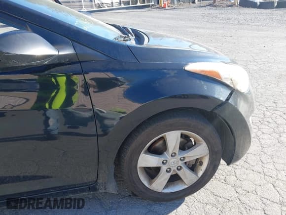 ✅ 2013 Hyundai Elantra GLS • VIN: KMHDH4AE1DU527924 • Lot: 43620054. Wystawiony na IAAI z przebiegiem 271 473 mil. Bezpłatny archiwum sprzedaży aukcyjnych z USA i szczegółowy raport historii pojazdu na DreamBid. Zdjęcie 12.