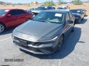 ✅ 2025 Hyundai Elantra SEL Sport • VIN: KMHLM4DG7SU020513 • Lot: 43218775. Listed on IAAI with 5,390 mi. Free auction sales archive from the USA and detailed vehicle history report at DreamBid. Image 2.