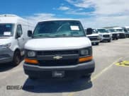 ✅ 2015 Chevrolet Express Cargo • VIN: 1GCWGFCF0F1109375 • Lot: 42768290. Wystawiony na IAAI z przebiegiem 41 577 mil. Bezpłatny archiwum sprzedaży aukcyjnych z USA i szczegółowy raport historii pojazdu na DreamBid. Zdjęcie 12.