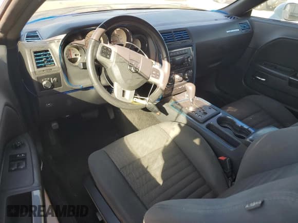 ✅ 2013 Dodge Challenger Rallye Redline • VIN: 2C3CDYAG2DH649333 • Lot: 47060725. Wystawiony na Copart z przebiegiem 147 254 mil. Bezpłatny archiwum sprzedaży aukcyjnych z USA i szczegółowy raport historii pojazdu na DreamBid. Zdjęcie 8.