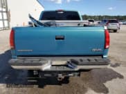 ✅ 1998 GMC Sierra 1500 • VIN: 2GTEK19R8W1537316 • Лот: 85096605. Опубликован ранее на Copart с пробегом 163 922 миль. Бесплатный доступ к архиву аукционных продаж из США и подробный отчёт об истории автомобиля на DreamBid. Изображение 6.