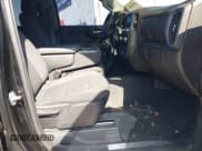 ✅ 2021 Chevrolet Silverado 1500 RST • VIN: 1GCUYEEDOMZ414772 • Lot: 42694482. Wystawiony na IAAI z przebiegiem 47 696 mil. Bezpłatny archiwum sprzedaży aukcyjnych z USA i szczegółowy raport historii pojazdu na DreamBid. Zdjęcie 5.