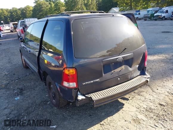 ✅ 2003 Ford Windstar SE • VIN: 2FMZA52423BB52622 • Lot: 43083251. Listed on IAAI with 206,202 mi. Free auction sales archive from the USA and detailed vehicle history report at DreamBid. Image 17.