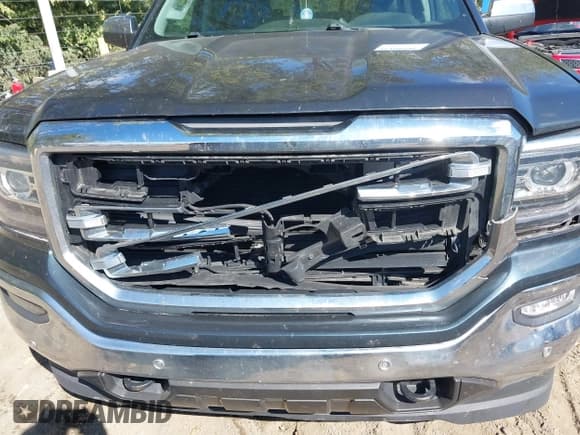 ✅ 2018 GMC Sierra 1500 SLT • VIN: 3GTU2NEC4JG467950 • Лот: 43408548. Опубликован ранее на IAAI с пробегом 141 316 миль. Бесплатный доступ к архиву аукционных продаж из США и подробный отчёт об истории автомобиля на DreamBid. Изображение 6.