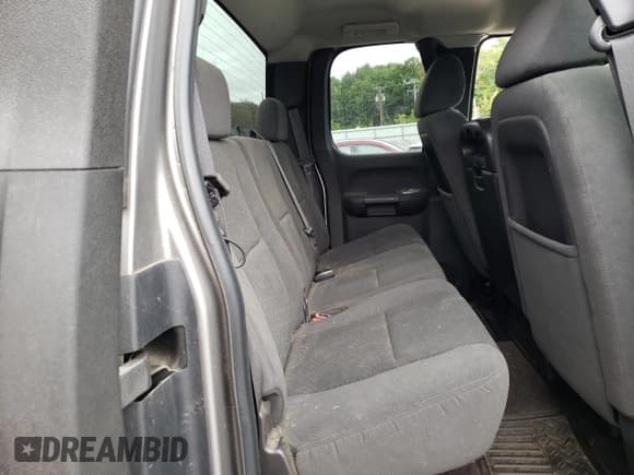 ✅ 2008 Chevrolet Silverado 1500 LTZ • VIN: 2GCEK19JX81273500 • Lot: 72581794. Listed on Copart with 141,796 mi. Free auction sales archive from the USA and detailed vehicle history report at DreamBid. Image 10.