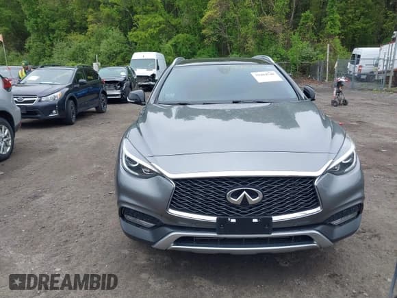 ✅ 2017 Infiniti QX30 Premium • VIN: SJKCH5CR4HA015956 • Lot: 39404540. Wystawiony na IAAI z przebiegiem 79 079 mil. Bezpłatny archiwum sprzedaży aukcyjnych z USA i szczegółowy raport historii pojazdu na DreamBid. Zdjęcie 12.
